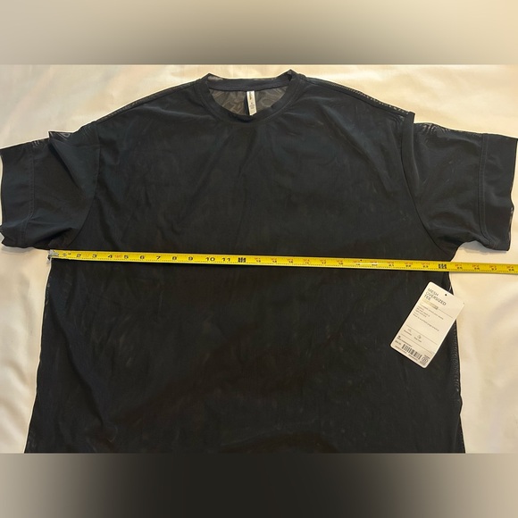 Athleta Black Oversized Mesh Tee Size Small NWT - Picture 3 of 9